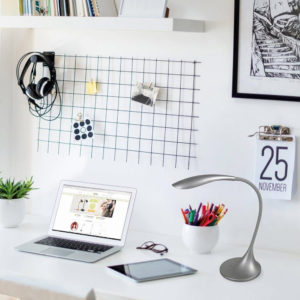 Lampe de Bureau Touch Dimmable Flexible FLEX Grise en PVC Lampe de Bureau Touch Dimmable Flexible FLEX Grise en PVC