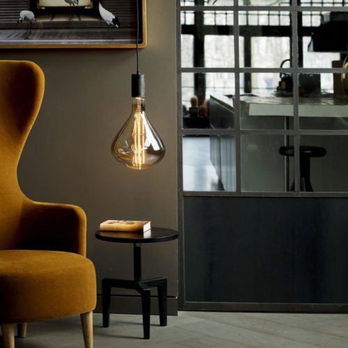 Ampoule Déco Filament LED XXL SYDNEY en Verre Fumé Noir Ampoule Déco Filament LED XXL SYDNEY en Verre Fumé Noir