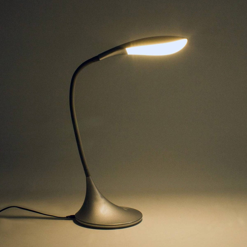 Lampe de Bureau Design LED YON en Métal Argenté - Les Meubles et  Décorations qui illumineront votre Maison